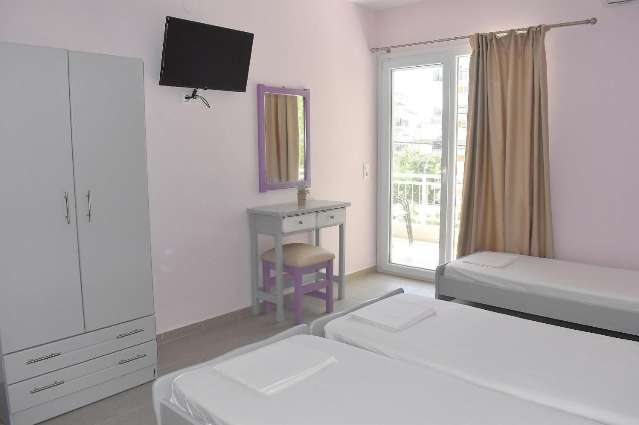 Giorgos-Fenia Apartments Paralía Buitenkant foto