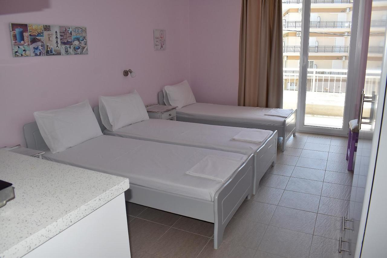 Giorgos-Fenia Apartments Paralía Buitenkant foto