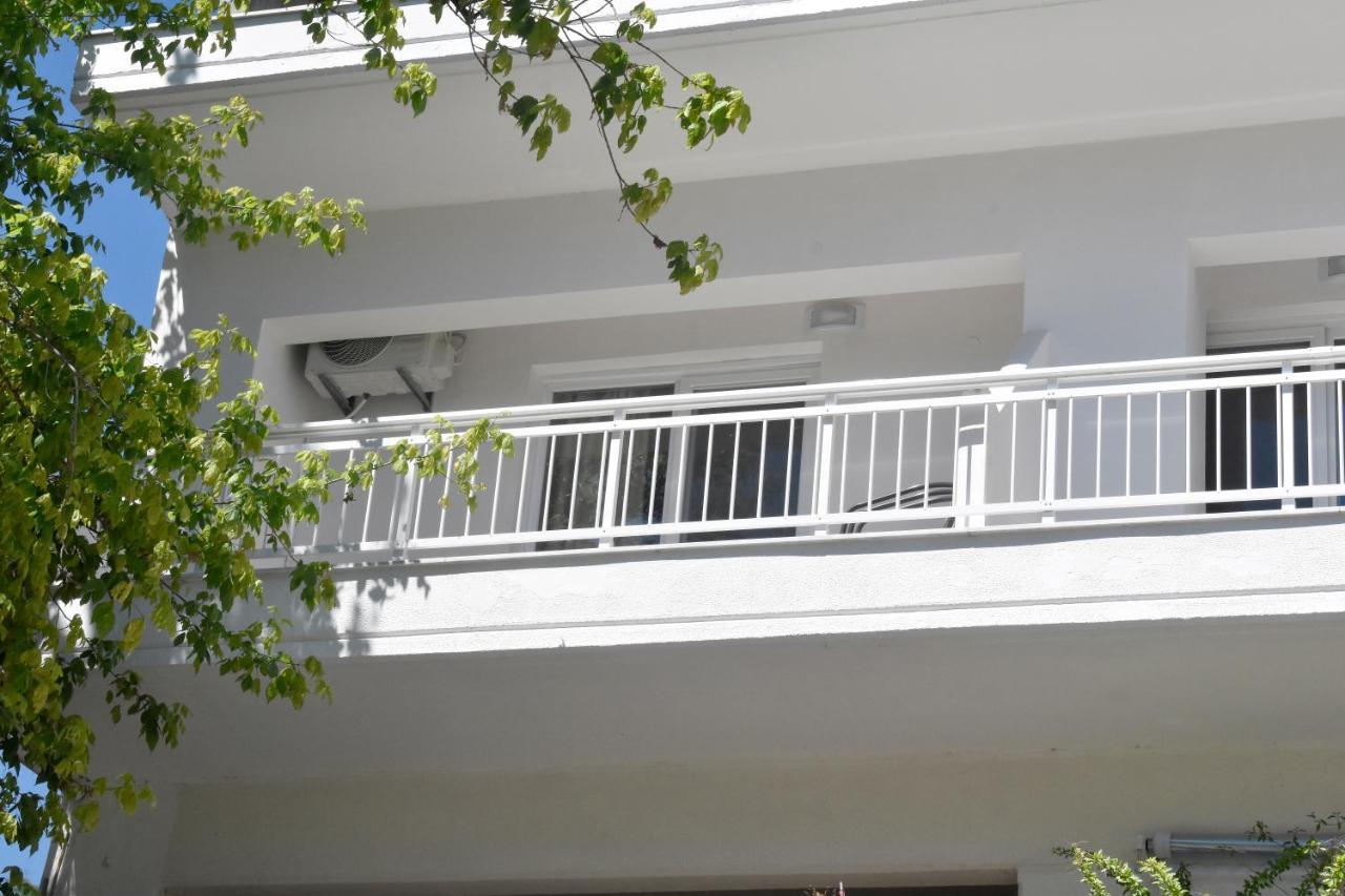 Giorgos-Fenia Apartments Paralía Buitenkant foto